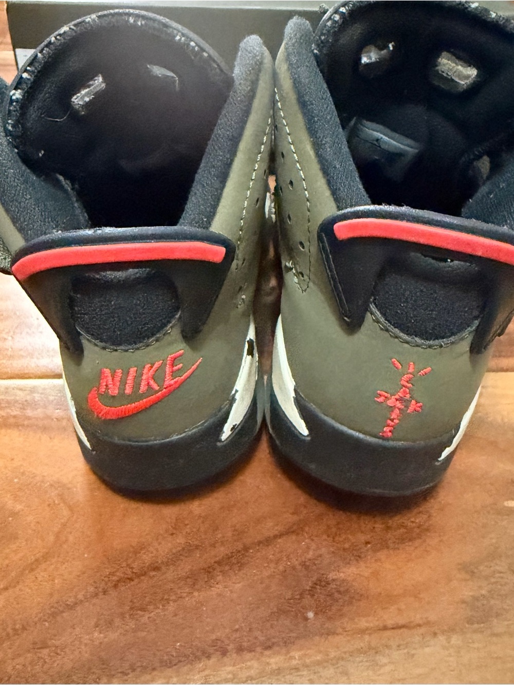 Jordan 6 Retro x Travis Scott Olive and Black High-Top Sneakers sz 11c - Picture 5 of 6